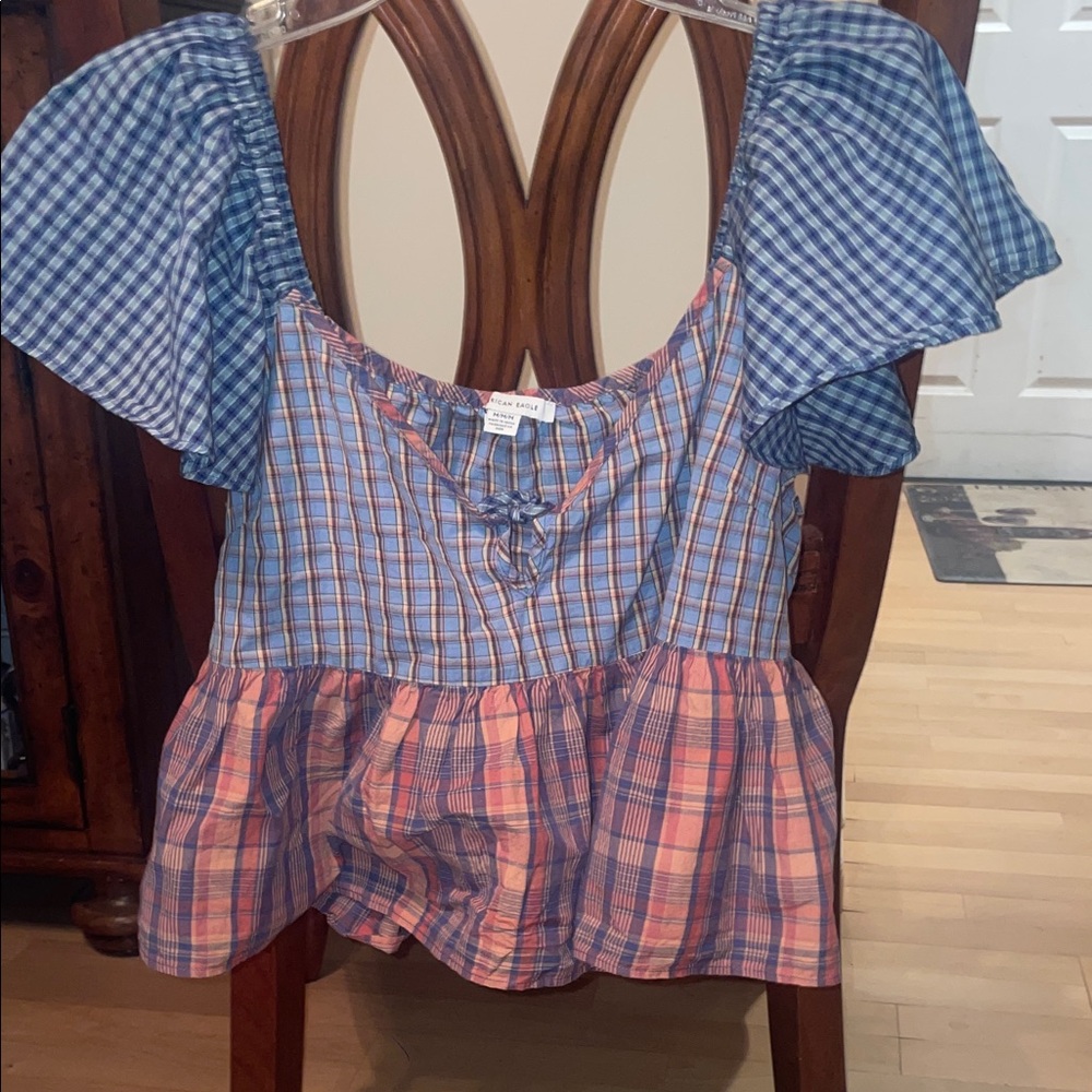 American Eagle Outfitters Blue and Pink Plaid Short Sleeve Top